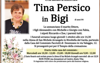 Tina Persico in Bigi